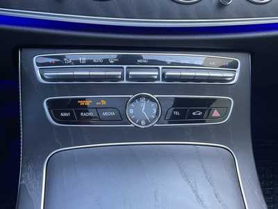 2019 Mercedes-Benz E-Class, $23500. Photo 8