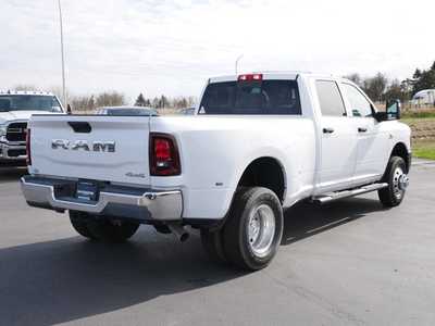 2025 RAM 3500 Crew Cab, $72920. Photo 2