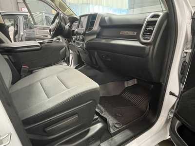 2019 RAM 1500 Crew Cab, $17500. Photo 10
