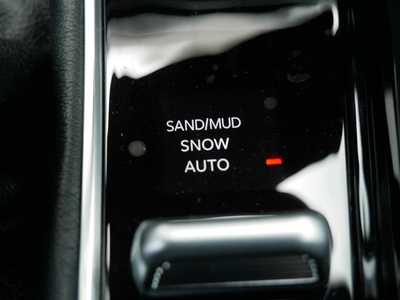 2025 Jeep Compass, $31693. Photo 12