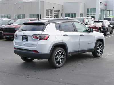 2025 Jeep Compass, $31693. Photo 2