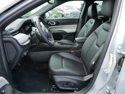 2025 Jeep Compass, $31693. Photo 5