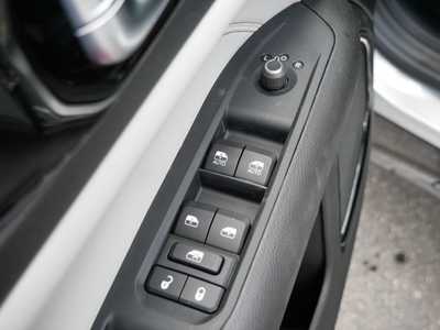 2025 Jeep Compass, $31693. Photo 6