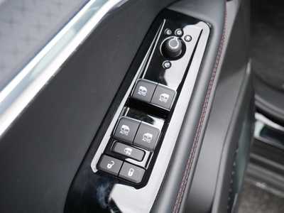 2025 Jeep Wagoneer, $49846. Photo 7