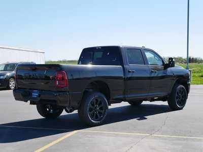 2025 RAM 2500 Crew Cab, $76577. Photo 2