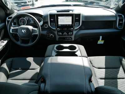 2025 RAM 1500 Crew Cab, $41184. Photo 8