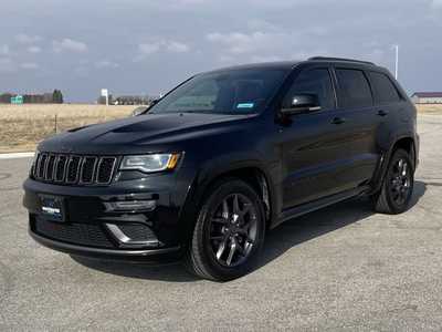 2020 Jeep Grand Cherokee, $23500. Photo 2