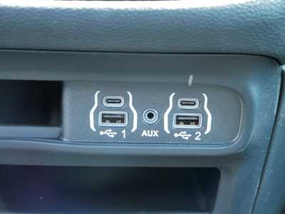 2025 Chrysler Pacifica, $39575. Photo 7