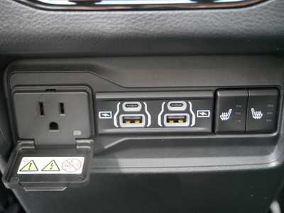 2025 Jeep Grand Cherokee, $47904. Photo 11