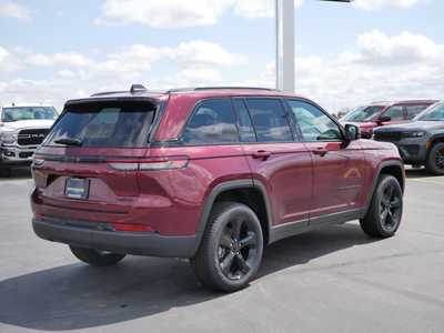 2025 Jeep Grand Cherokee, $47904. Photo 2