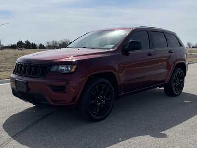 2020 Jeep Grand Cherokee, $23000. Photo 2