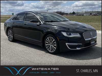 2017 Lincoln MKZ, $13000. Photo 1