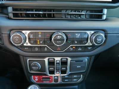 2025 Jeep Gladiator, $57401. Photo 11