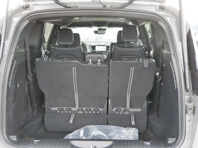 2025 Chrysler Pacifica, $37447. Photo 4