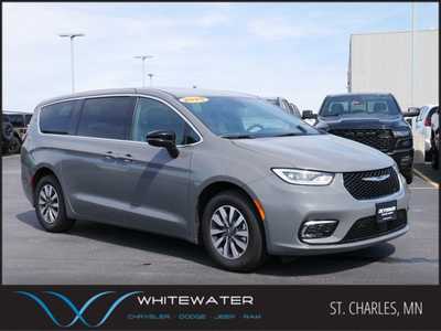 2025 Chrysler Pacifica, $37447. Photo 1