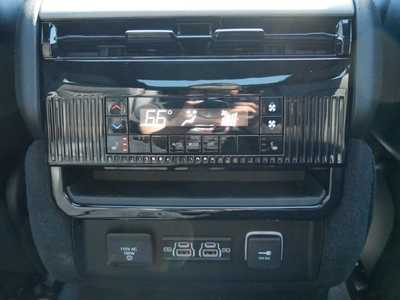 2025 Jeep Wagoneer, $77234. Photo 9