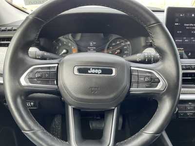 2022 Jeep Compass, $21000. Photo 11