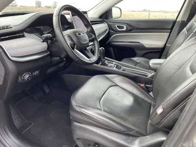 2022 Jeep Compass, $21000. Photo 3