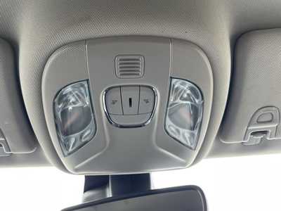 2022 Jeep Compass, $21000. Photo 9