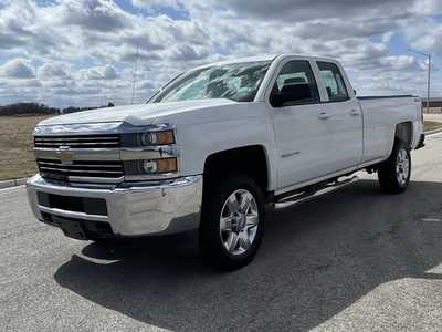 2015 Chevrolet 2500 Ext Cab, $25000. Photo 2