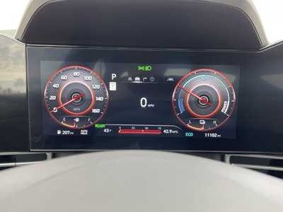2024 Hyundai Elantra, $23500. Photo 11