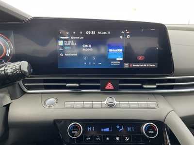 2024 Hyundai Elantra, $23500. Photo 5