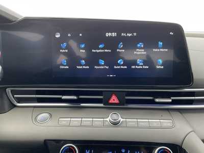 2024 Hyundai Elantra, $23500. Photo 6