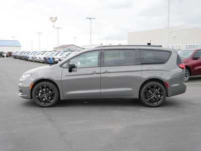 2025 Chrysler Pacifica, $52416. Photo 3