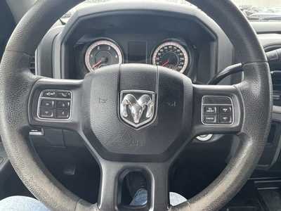 2016 RAM 2500 Crew Cab, $31000. Photo 9