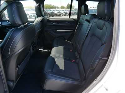 2025 Jeep Grand Cherokee, $43287. Photo 7
