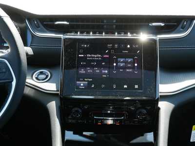 2025 Jeep Grand Cherokee, $43287. Photo 9