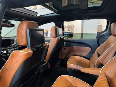 2025 Chrysler Pacifica, $48474. Photo 7