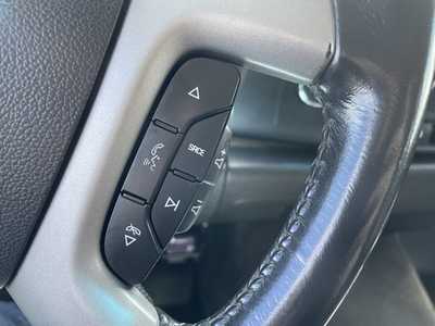 2011 GMC 1500 Crew Cab, $11500. Photo 11