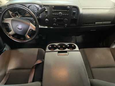 2011 GMC 1500 Crew Cab, $11500. Photo 4