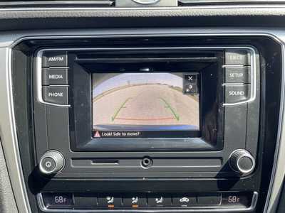 2016 Volkswagen Passat, $12500. Photo 6