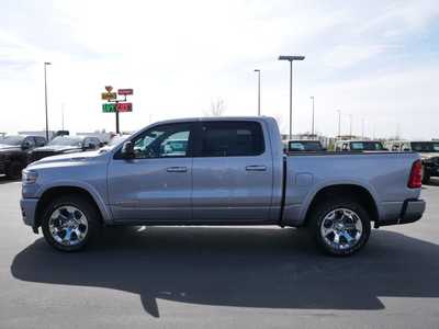 2025 RAM 1500 Crew Cab, $49404. Photo 3