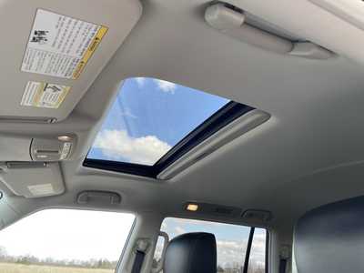 2021 Nissan Armada, $39000. Photo 5