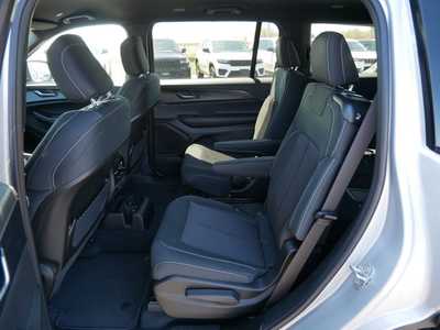 2025 Jeep Grand Cherokee L, $39650. Photo 7