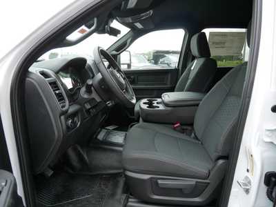 2025 RAM 5500 Crew Cab, $76595. Photo 4
