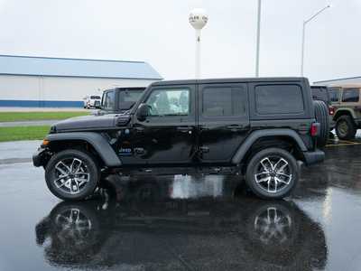 2025 Jeep Wrangler, $50901. Photo 3