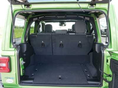 2025 Jeep Wrangler, $1. Photo 4