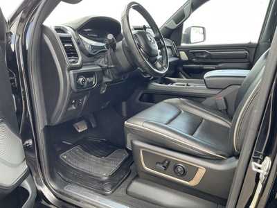 2019 RAM 1500 Crew Cab, $33500. Photo 3