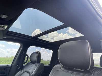 2019 RAM 1500 Crew Cab, $33500. Photo 5