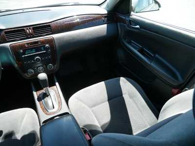 2013 Chevrolet Impala, $7500. Photo 6
