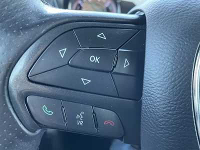2016 Dodge Challenger, $25000. Photo 11