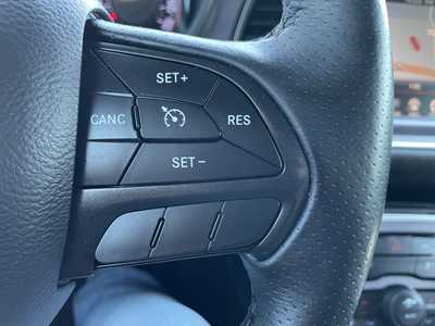 2016 Dodge Challenger, $25000. Photo 12