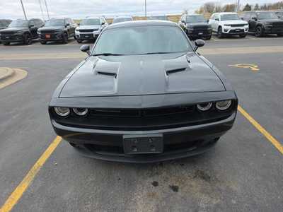 2016 Dodge Challenger, $25500. Photo 7