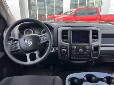 2019 RAM 1500 Crew Cab, $30000. Photo 5