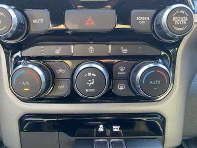 2023 RAM 1500 Crew Cab, $37500. Photo 9