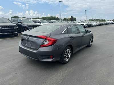 2018 Honda Civic, $18500. Photo 3